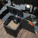 JBL PROPOND AUTO FOOD Solar Futterautomat 10 Watt für bis zu 25 Liter wetterfest Koi Fisch Futter Teich (JBL-Nr. 2801700)